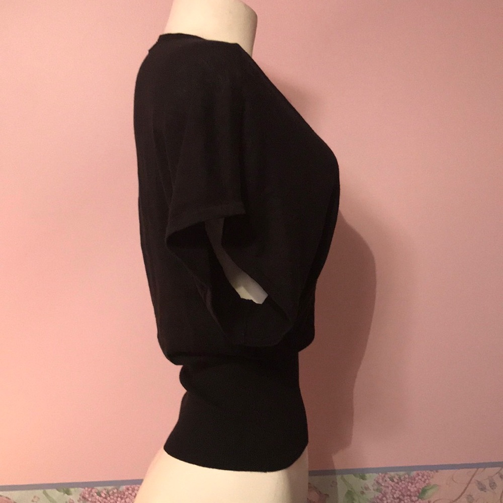 NWT EXPRESS Black Short Sleeve V Neck Sweater - Picture 2 of 7